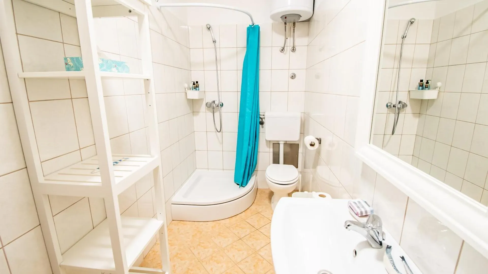 Umag Seafront Seaview Center Apartments Old Town 1,2,3,4 By Rentistra
