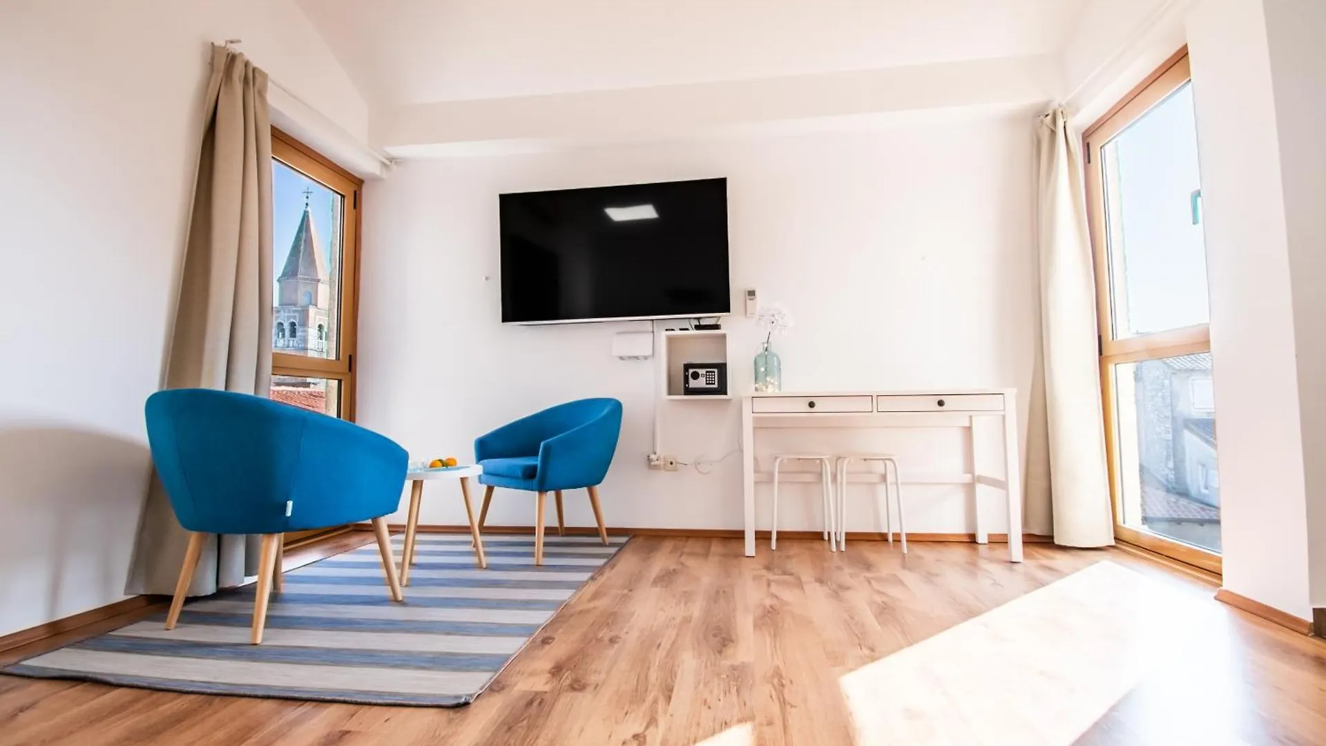 Umag Seafront Seaview Center Apartments Old Town 1,2,3,4 By Rentistra