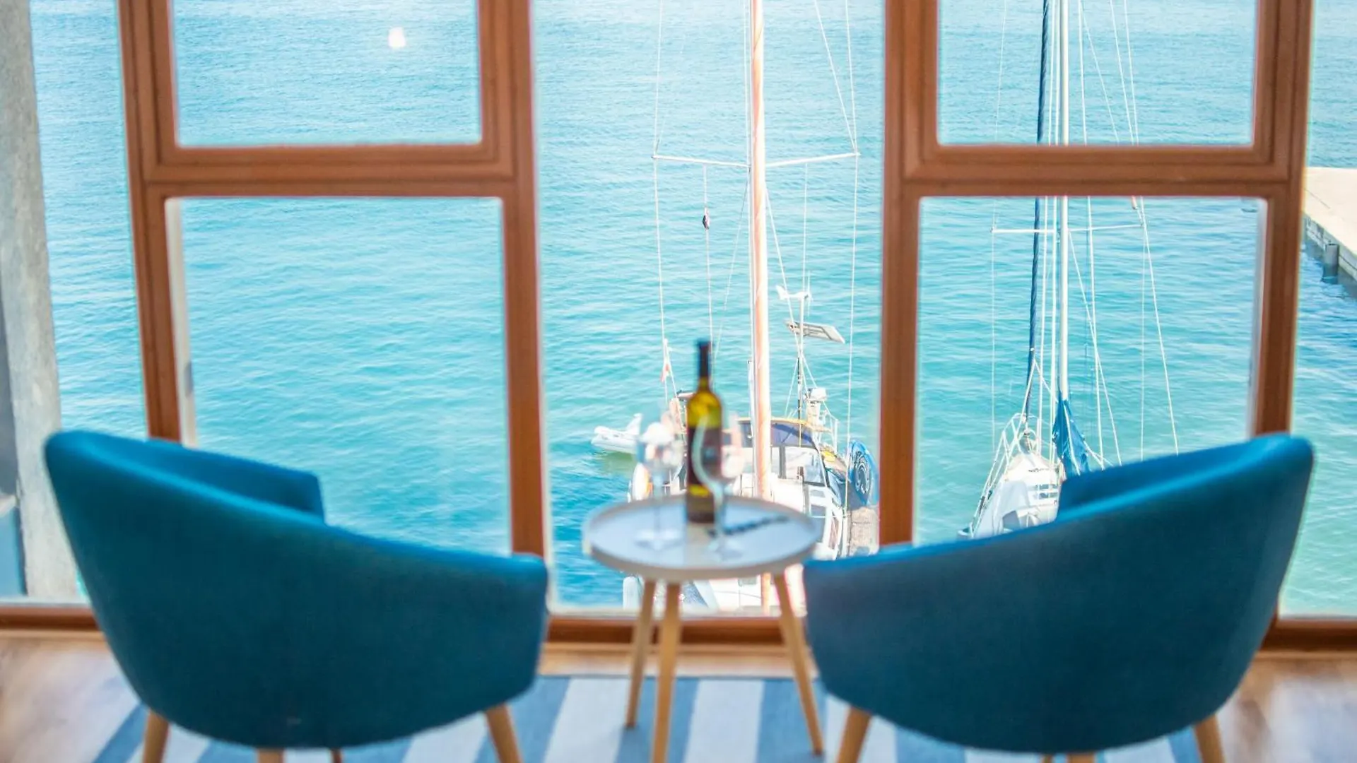 Umag Seafront Seaview Center Apartments Old Town 1,2,3,4 By Rentistra